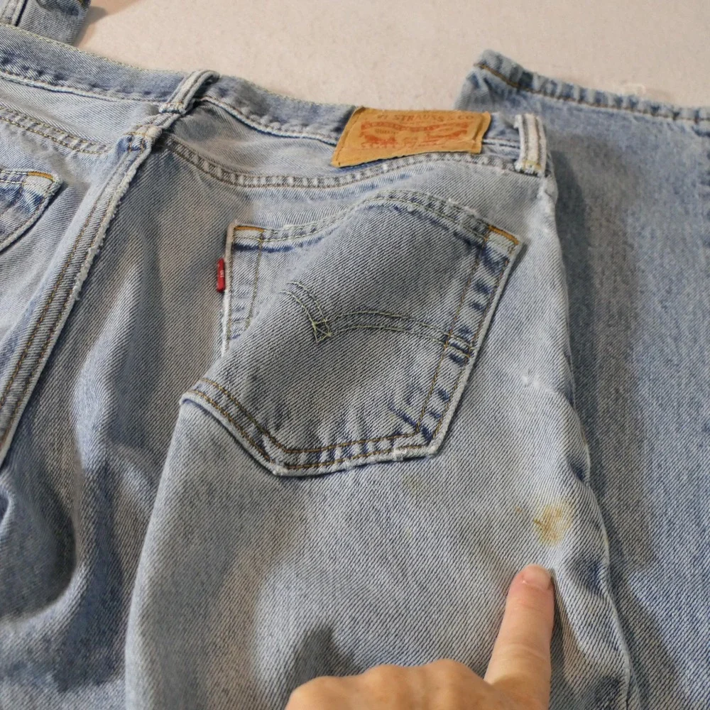Levi's Mens 505 Jeans 30x32 Blue Distressed Grunge Workwear Rugged Heritage Alt